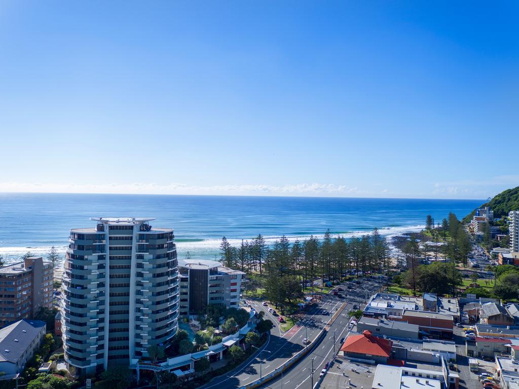 Ambience On Burleigh Beach Gold Coast Exterior photo